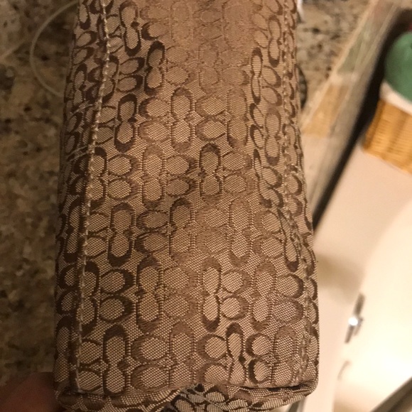 Purse - Picture 2 of 4